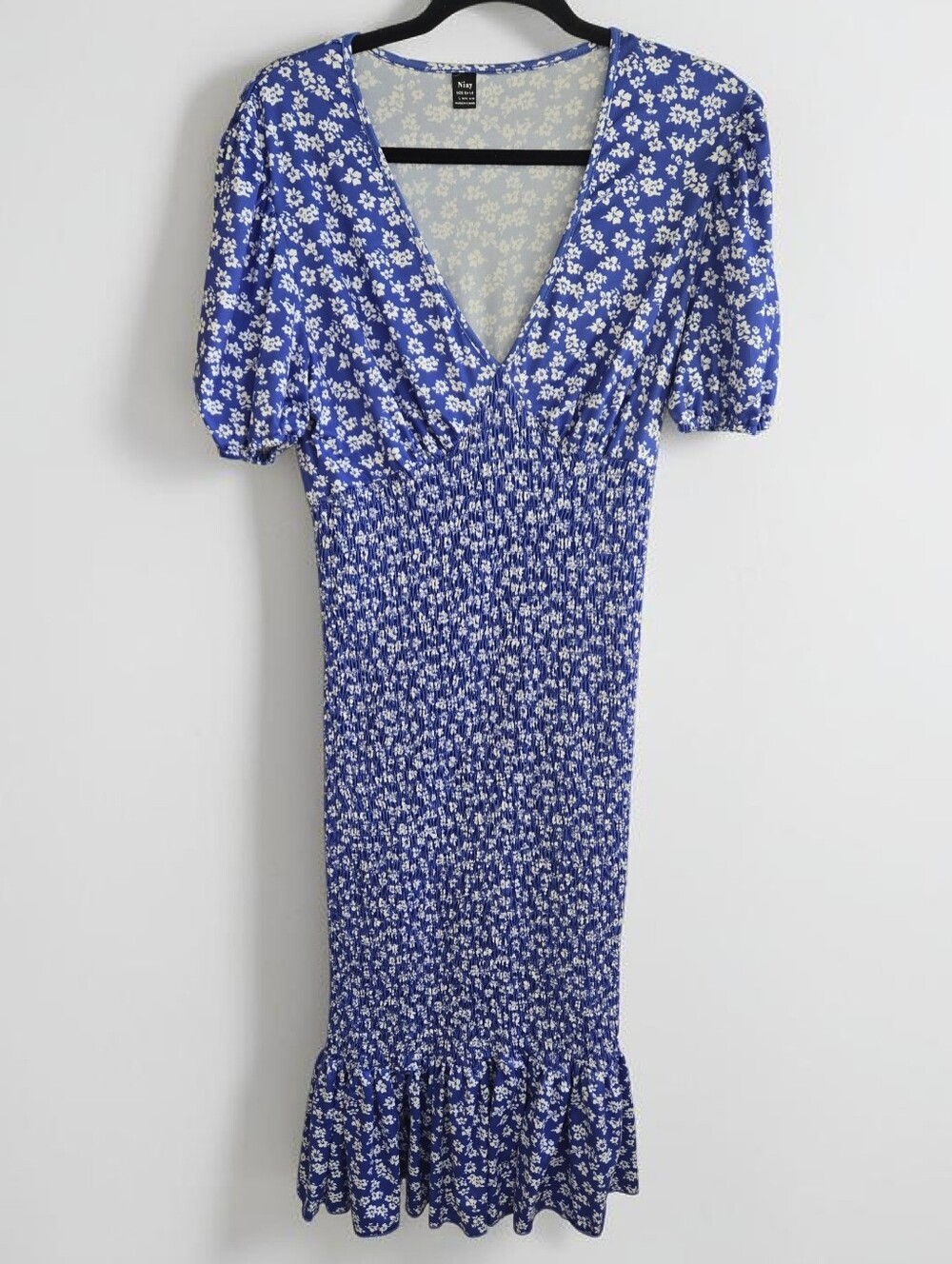 Niay... Blue Floral V-Neck Smocked Maxi Dress with Puff Sleeves